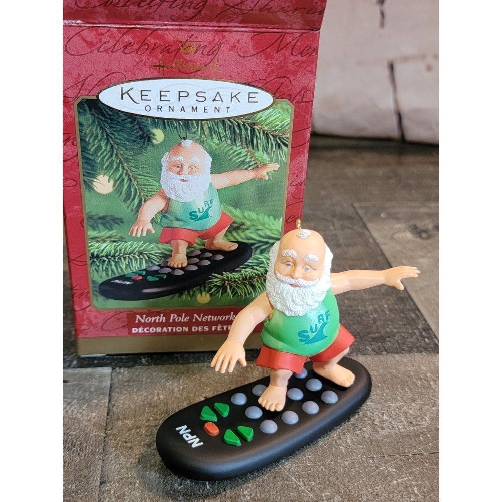 Hallmark northpole Network 2000 ornament Xmas Decor Santa‎